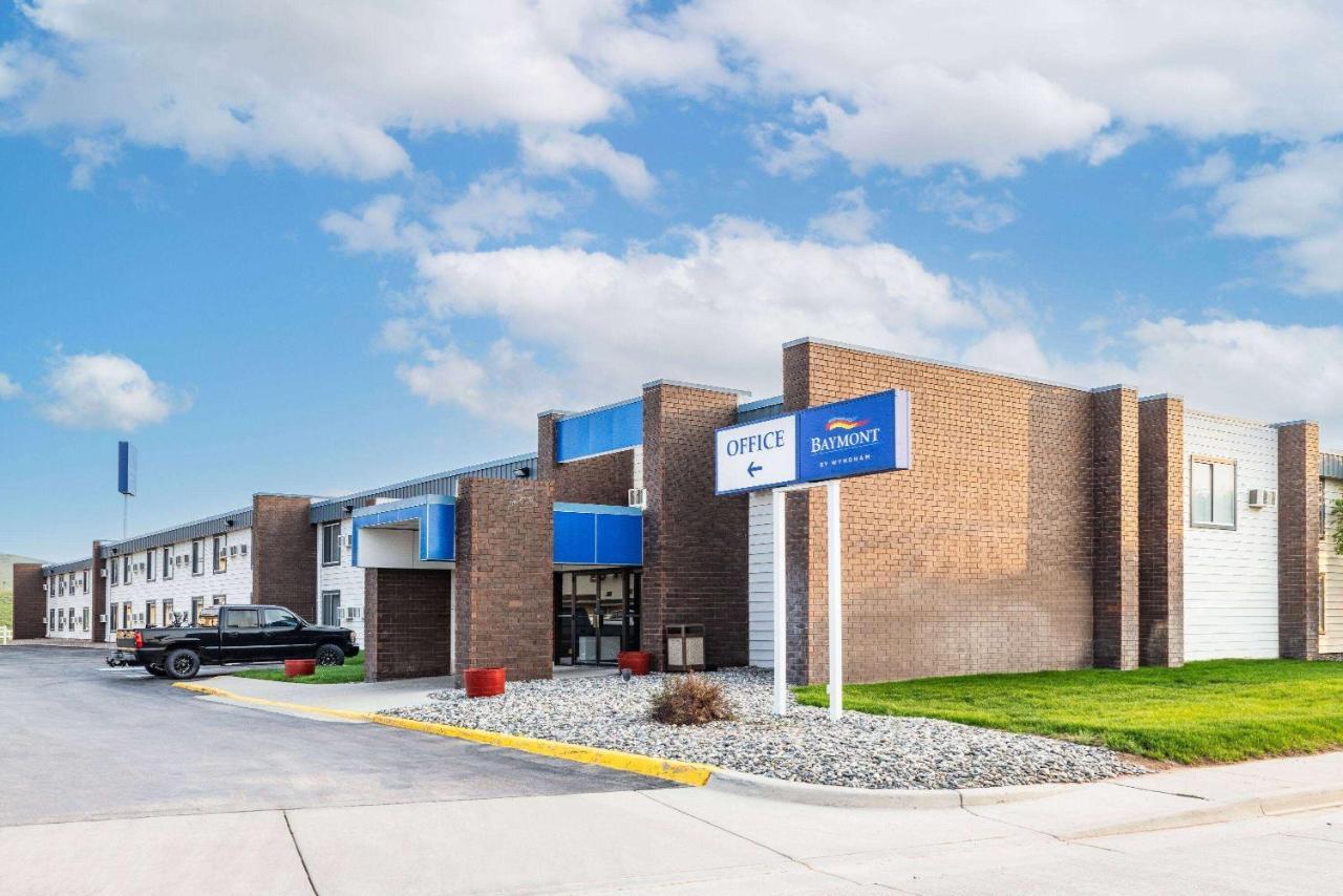 Baymont By Wyndham Gillette Hotel Exterior foto