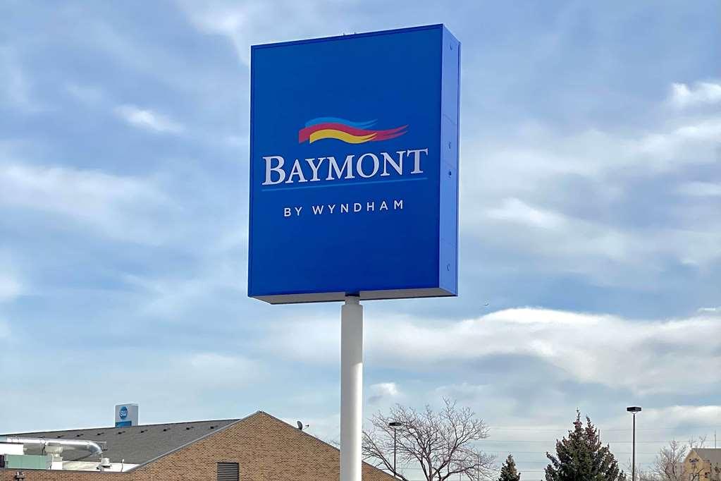 Baymont By Wyndham Gillette Hotel Exterior foto